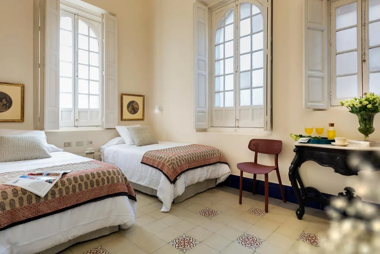 Villa Alfonso, Restored Palace House With Gardens And Monuments Views 塞维利亚