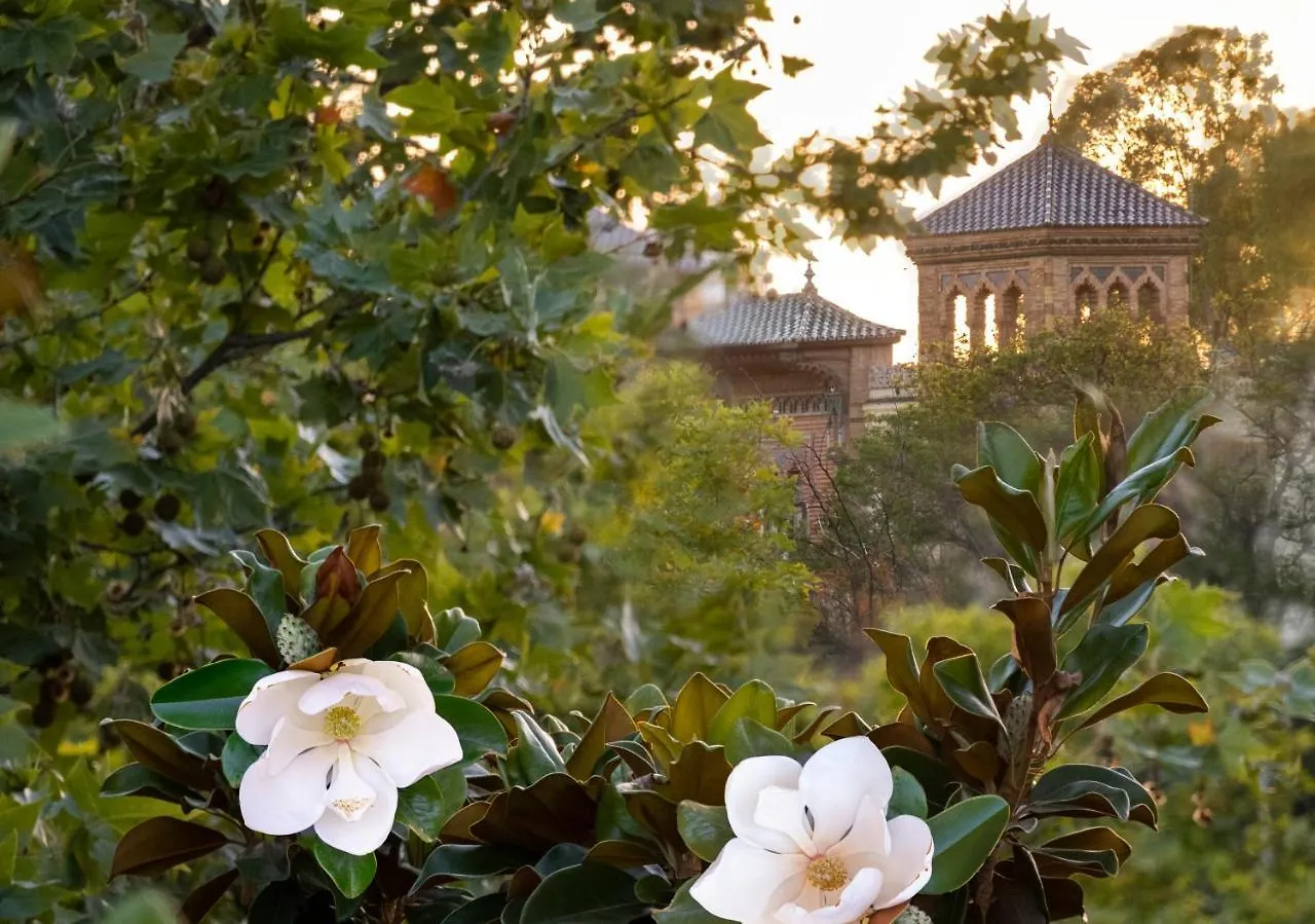 Villa Alfonso, Restored Palace House With Gardens And Monuments Views Sewilla